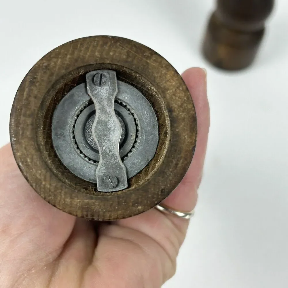 Vintage Lobeco Salt & Pepper Shaker Mill Japan 9" Wooden Spindle Farmhouse - Picture 6 of 13